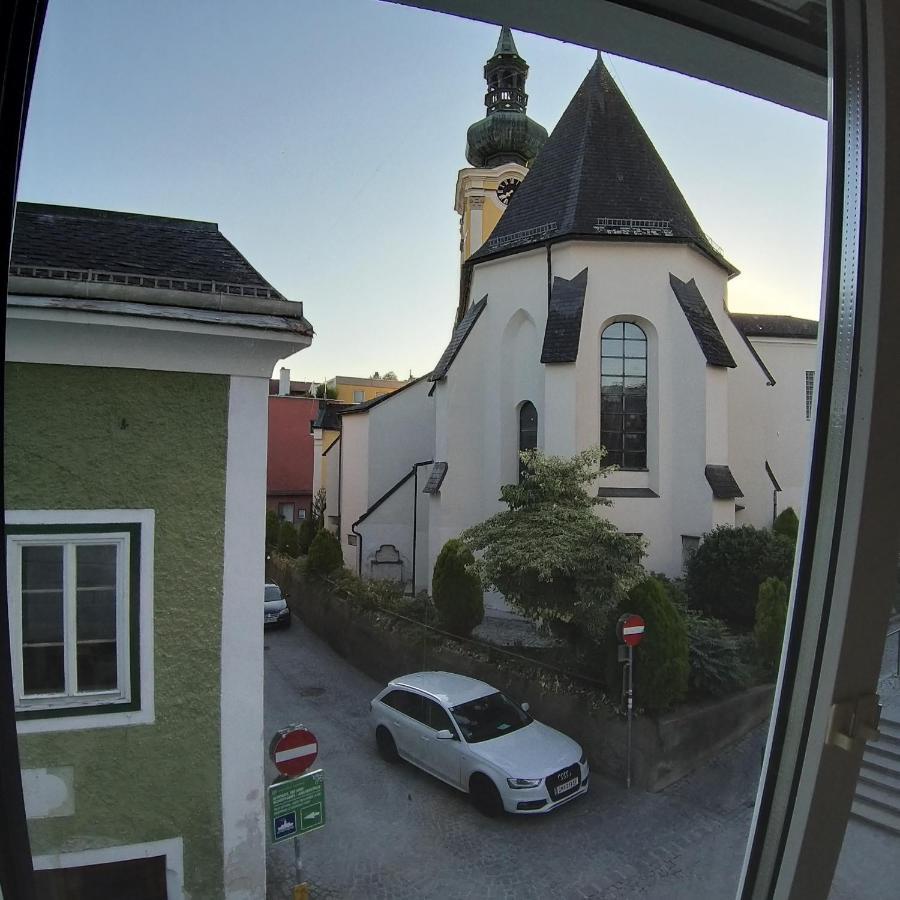 Apartment In Historic Town House Gmunden Zewnętrze zdjęcie