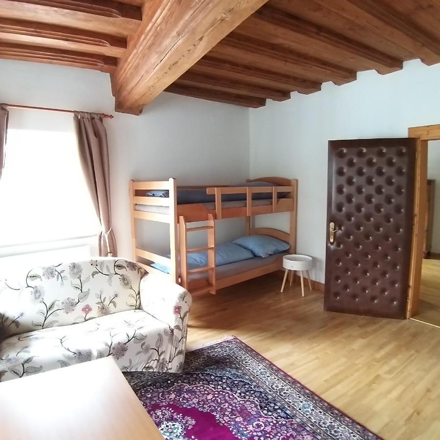 Apartment In Historic Town House Gmunden Zewnętrze zdjęcie